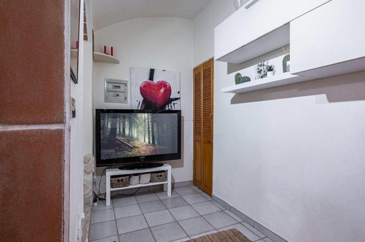 University And San Marco Cozy Apartment Florence Luaran gambar
