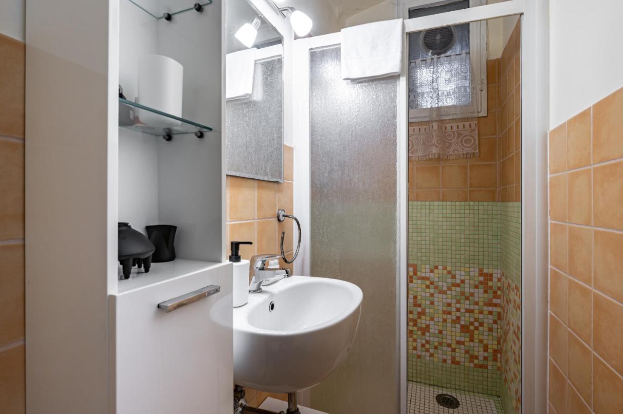 University And San Marco Cozy Apartment Florence Luaran gambar